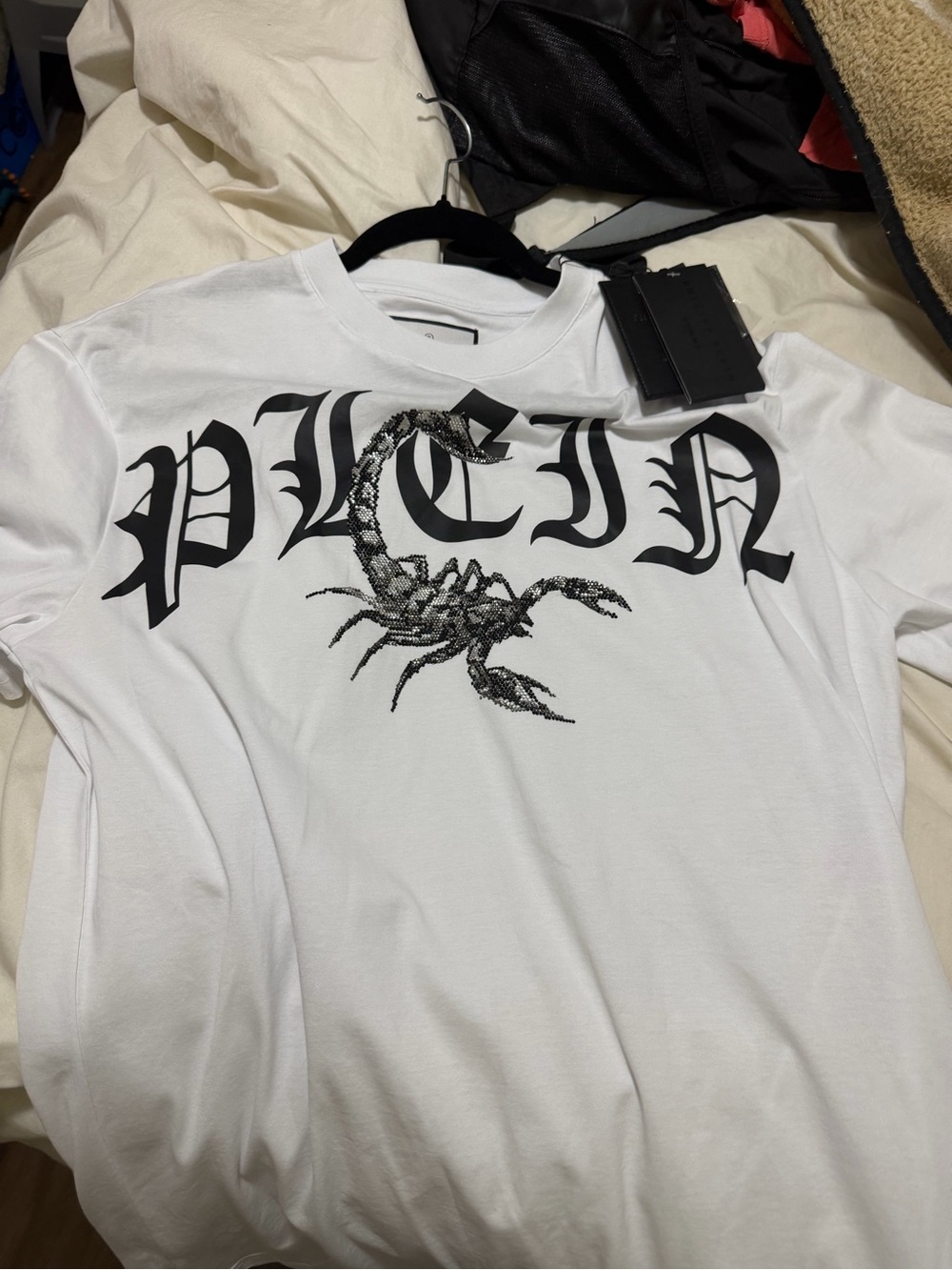 White Scorpion Graphic Short Sleeve Tee